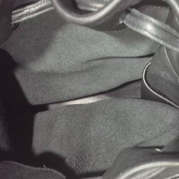 Coach Strapped Leather Bag - Picture 5 of 6